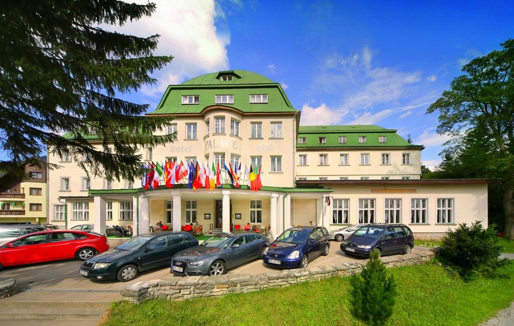 Palace Club Spindleruv Mlyn Exterior foto